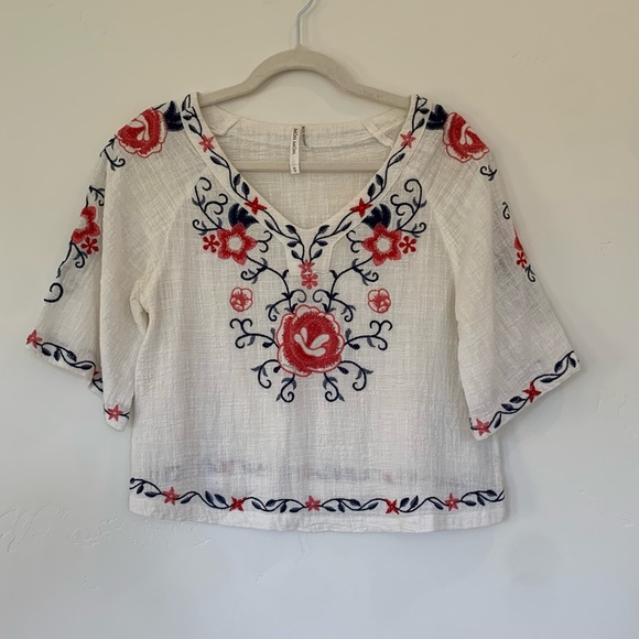 Floral Top - Picture 1 of 8